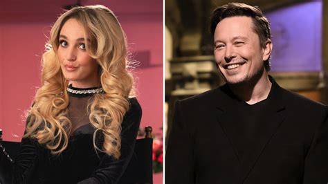 Elon Musk Made Chloe Fineman 'Burst Into Tears' On 'SNL'